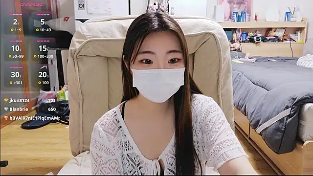 Berry Chuu online show from July 2026 09:56:02 AM