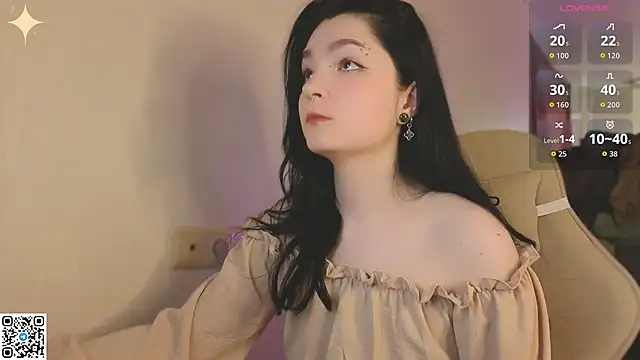 Luna Moon13 online show from May 2026 03:13:01 AM