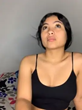 Snapshot of Darsha-Rouse chatting on April 2026 09:43:01 PM Darsha-Rouse online show from April 2026 09:43:01 PM