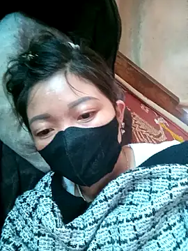 Bling-pusy online show from April 2026 04:37:02 AM