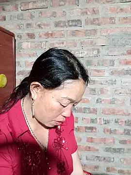 Yellow-pink online show from March 2026 02:54:02 PM