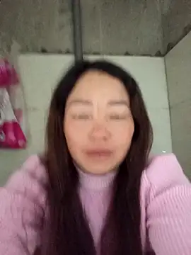 Yellow-pink online show from March 2026 11:33:01 PM