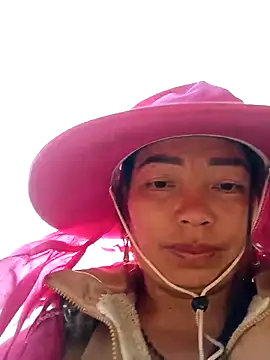 Yellow-pink online show from March 2026 01:39:02 AM