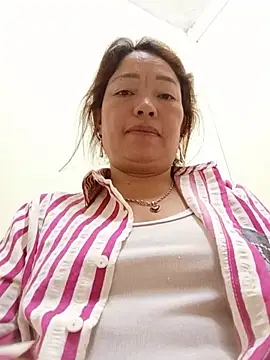 Yellow-pink online show from July 2026 12:25:01 PM