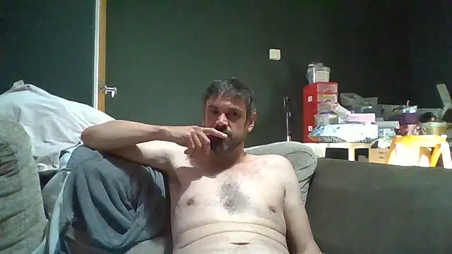 Snapshot of tall_dark_handsome chatting on June 2026 06:23:01 PM tall dark handsome online show from June 2026 06:23:01 PM
