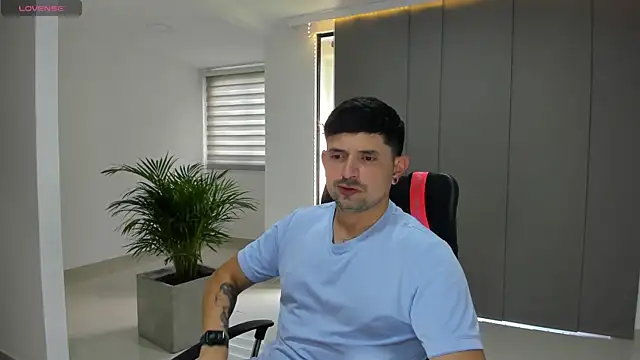 TroyeSavage online show from March 2026 10:03:01 PM