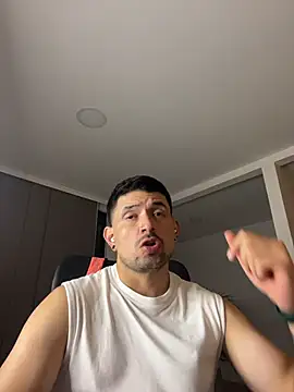 TroyeSavage online show from April 2026 11:47:02 PM