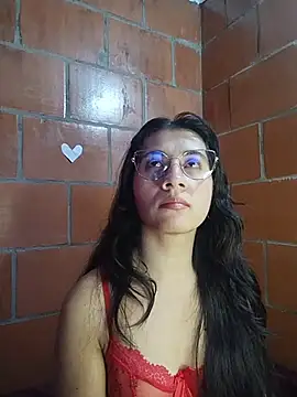 Amanda x1 online show from May 2026 07:43:02 PM