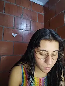 Amanda x1 online show from May 2026 07:43:01 PM