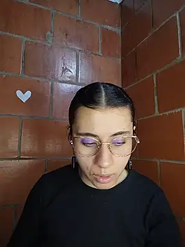 Amanda x1 online show from June 2026 09:04:01 PM