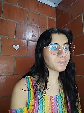 Amanda x1 online show from July 2026 08:37:01 PM