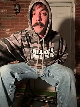 Snapshot of RawSlutMaker chatting on March 2026 04:39:01 AM RawSlutMaker online show from March 2026 04:39:01 AM