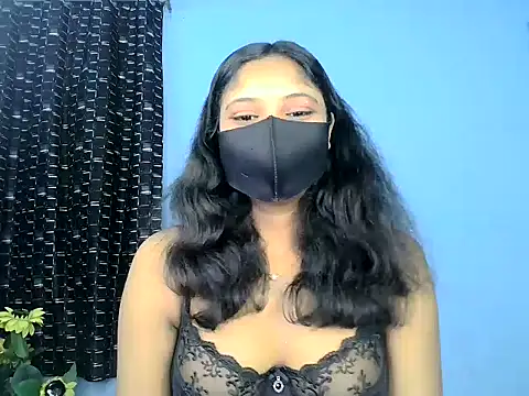 KASHISH SINGH  online show from June 2026 02:33:01 PM