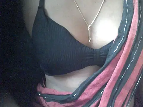 Couplehot00 online show from June 2026 06:50:01 PM