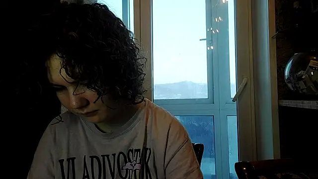 OlivaArashiro online show from March 2026 09:32:02 PM