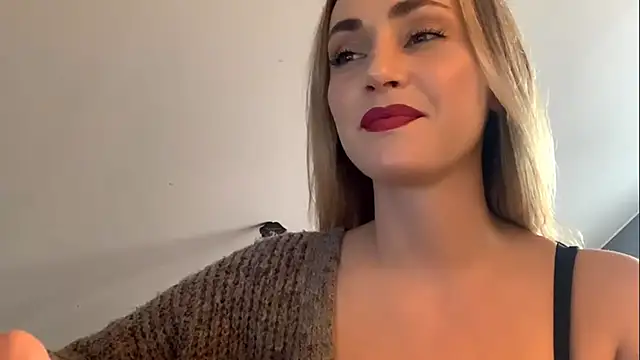 ScarlettSensitive online show from April 2026 02:14:01 PM