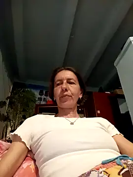Tania9876 online show from May 2026 06:45:02 PM