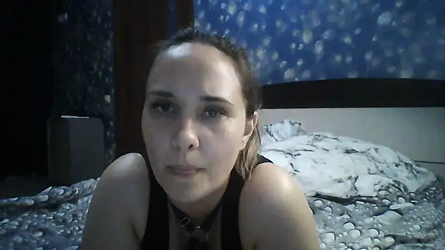 Alisa07qw online show from June 2026 03:17:01 PM