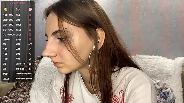 AlisaBloom online show from April 2026 04:10:02 PM