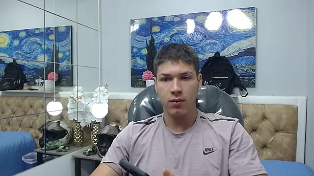 AlessandroFranco online show from June 2026 01:39:02 PM