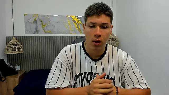 AlessandroFranco online show from July 2026 12:29:01 PM