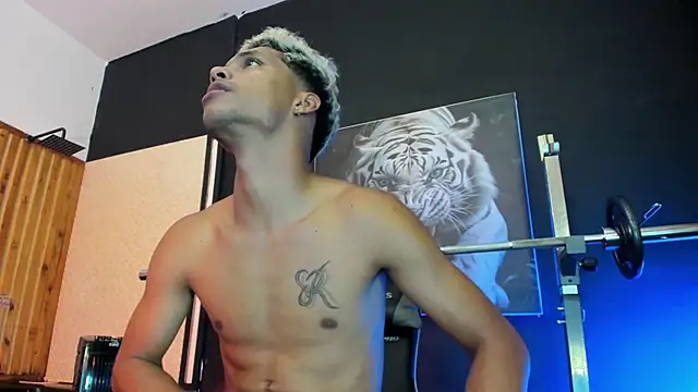 Snapshot of gregg-miller chatting on March 2026 01:12:01 AM gregg-miller online show from March 2026 01:12:01 AM