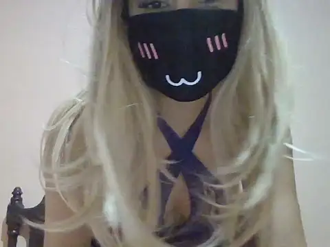 Vikkyy69 online show from June 2026 01:43:02 AM
