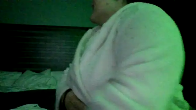 Snapshot of lilBishDrip2wet chatting on April 2026 11:27:01 AM lilBishDrip2wet online show from April 2026 11:27:01 AM