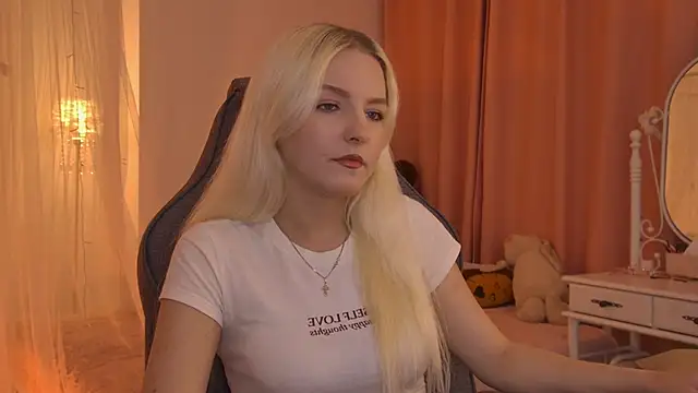 ViolaMore online show from June 2026 07:04:01 PM
