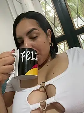 Kira33  online show from April 2026 11:50:02 AM