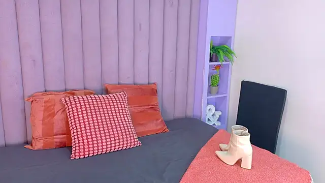 Meganlove   online show from June 2026 01:30:02 AM