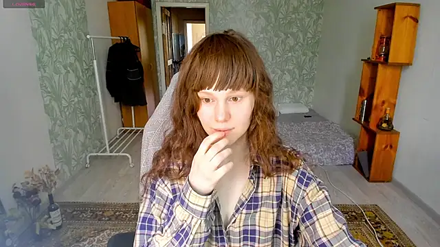 NikiCozy online show from June 2026 07:47:02 AM