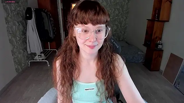 NikiCozy online show from July 2026 04:58:01 PM