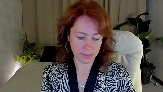LeticiaRomano online show from June 2026 04:02:02 AM