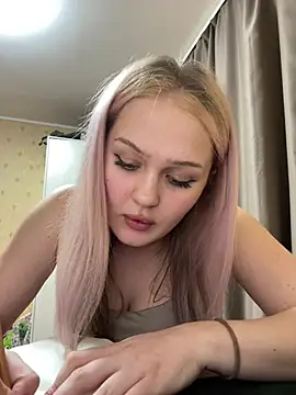 keeeessyyy online show from April 2026 11:13:02 PM