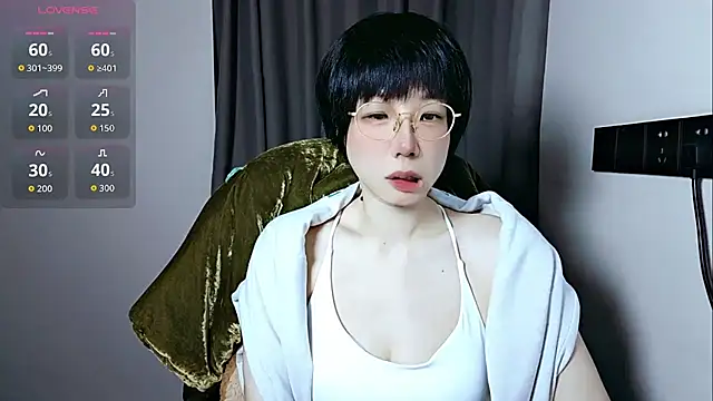 lin lin 520 520 online show from May 2026 04:01:01 PM