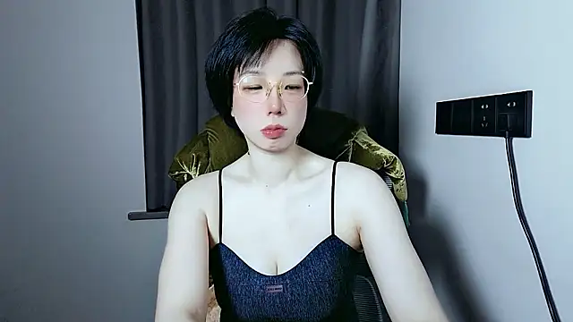 lin lin 520 520 online show from May 2026 04:13:01 PM