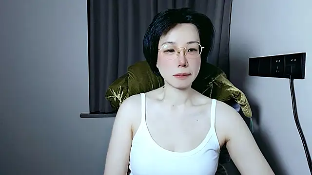 lin lin 520 520 online show from May 2026 03:41:02 PM