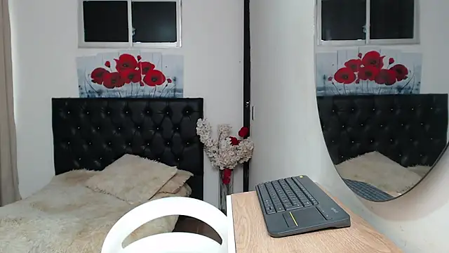 Tamar4 f00x online show from May 2026 12:54:02 PM