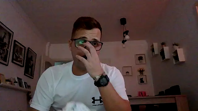 yanick931 online show from May 2026 04:45:02 PM