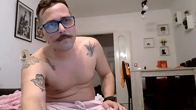 yanick931 online show from May 2026 11:09:01 PM