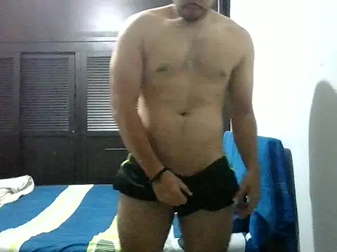 Snapshot of LatinBeardCali chatting on March 2026 03:59:02 PM LatinBeardCali online show from March 2026 03:59:02 PM