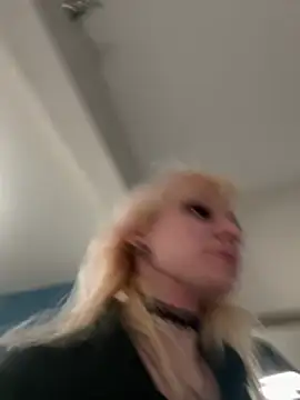 Snapshot of simplyobsessedwher chatting on March 2026 09:27:02 PM simplyobsessedwher online show from March 2026 09:27:02 PM