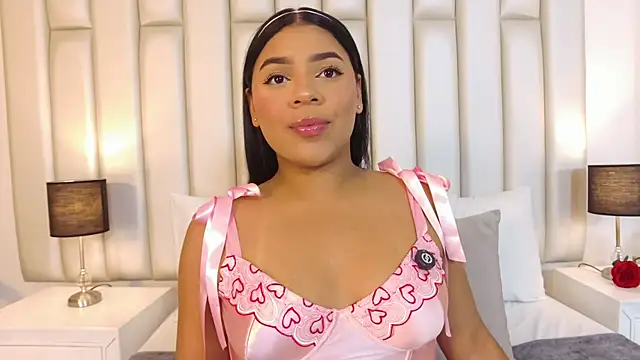 lilly williamss online show from April 2026 03:46:02 AM