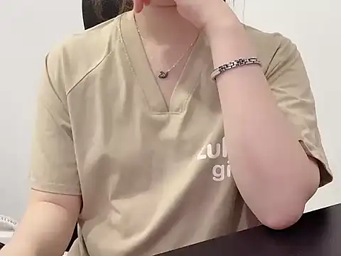 hunhun122 online show from June 2026 05:24:02 PM