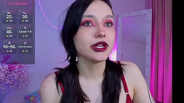Snapshot of DarcyBlackwood chatting on May 2026 01:43:02 AM DarcyBlackwood online show from May 2026 01:43:02 AM