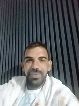Snapshot of luys23 chatting on April 2026 03:18:02 AM luys23 online show from April 2026 03:18:02 AM