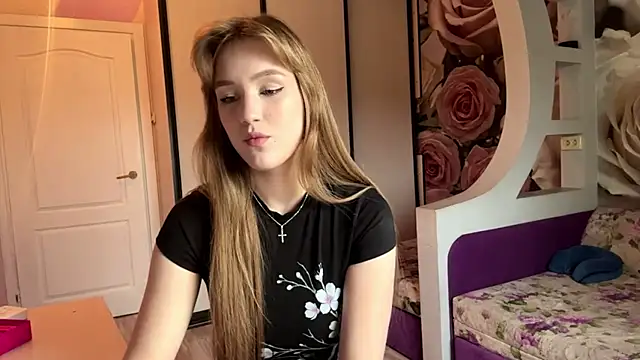 AnnaWasp online show from July 2026 05:10:02 AM