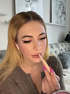 SelinaGalinsky6 online show from March 2026 02:20:02 PM