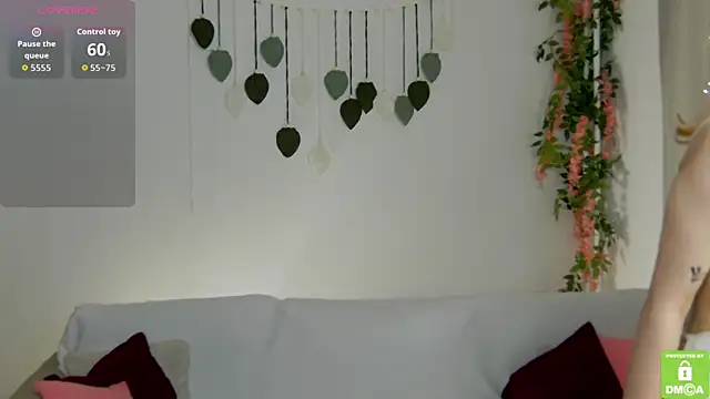 Rachel lips online show from April 2026 09:04:01 AM